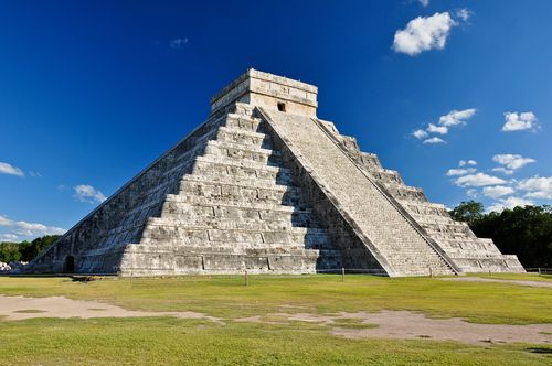 玛雅金字塔年代？(墨西哥最大的玛雅金字塔在哪里)-图1