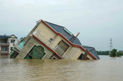 怎么查洪水实时情况？洪水中楼房倒塌视频是哪里的