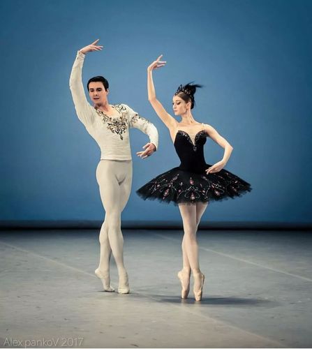 中俄美丽的传说舞蹈双人舞是谁？美丽芭蕾视频哪里看-图2