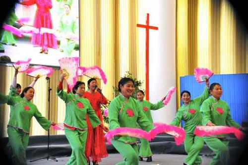 基督徒可以跳广场舞吗？基督教精彩舞蹈哪里最多-图3