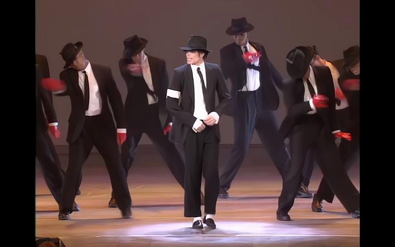 迈克尔杰克逊跳的是什么舞？哪里可以学迈克尔杰克逊舞蹈视频