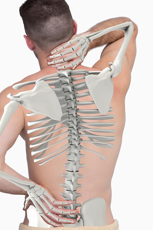 感觉背上脊梁柱中间点有些疼痛怎么了？为什么后背中间肉疼呢-图2