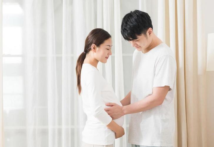为什么情侣比结婚后更容易怀孕？为什么那么容易怀孕呢