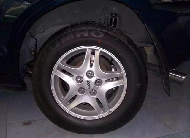为什么越是好车轮胎就越薄？轮胎为什么那么薄呢呢