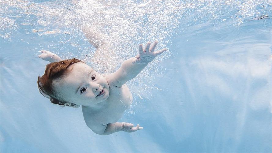 为什么婴儿喜欢水？喜欢水是为什么呢呢