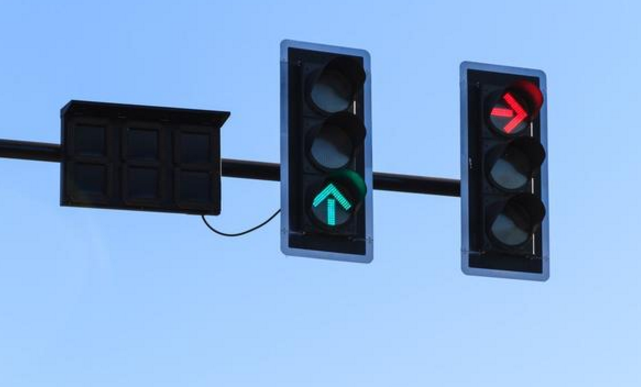 为什么红绿灯经常是红灯？为什么要有红灯呢-图1