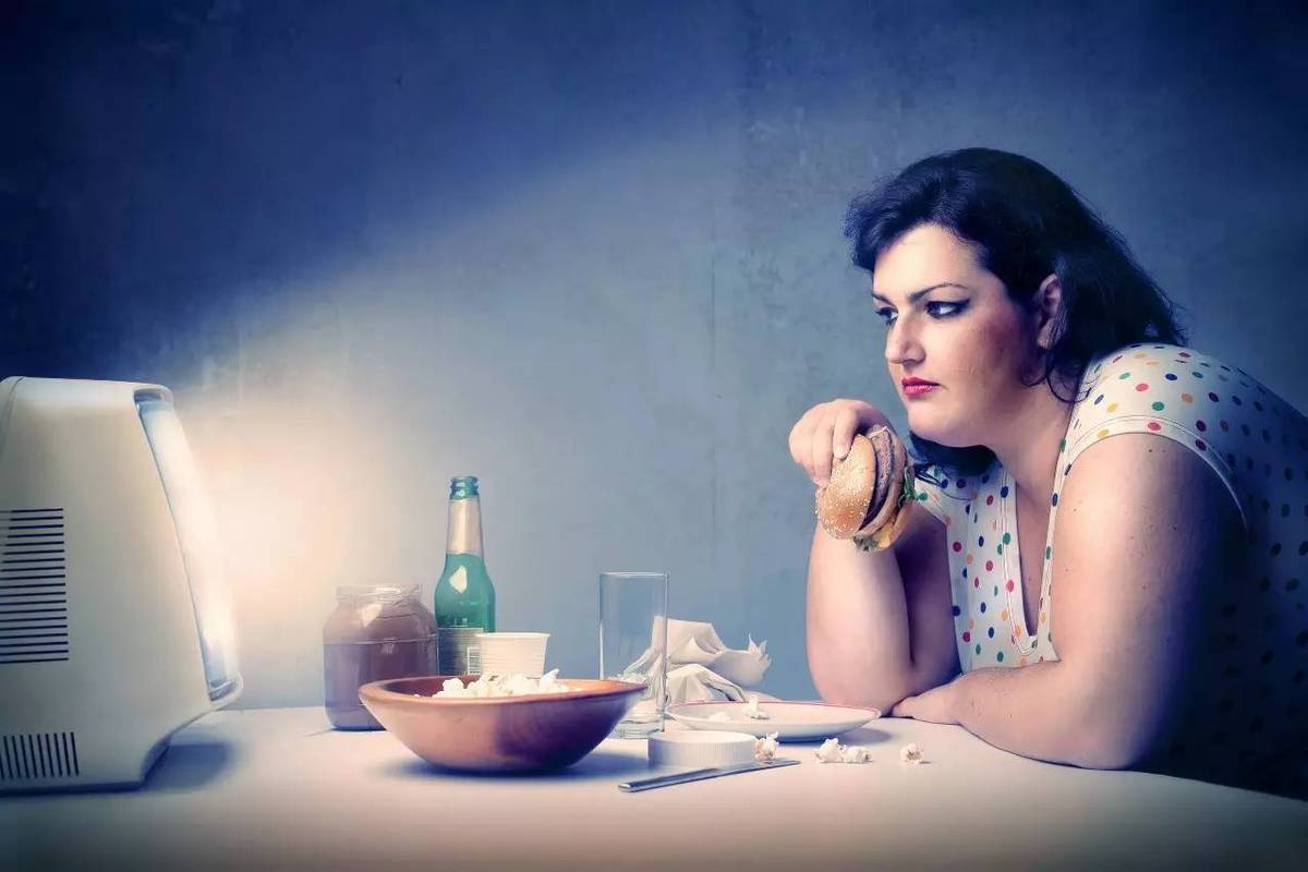 为什么有人吃饭那么急，有的人那么慢，这和性格有关吗？吃饭快为什么会胖呢呢
