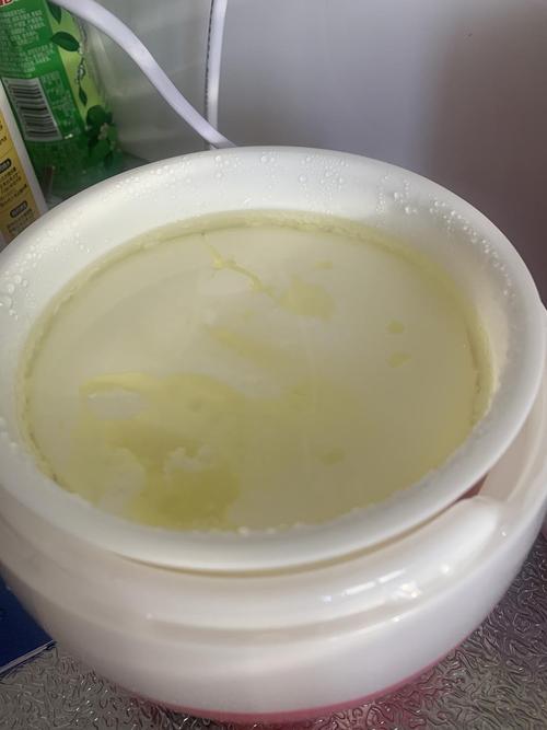 为什么有的酸奶感觉特别粘稠？自做酸奶为什么粘稠呢呢-图1