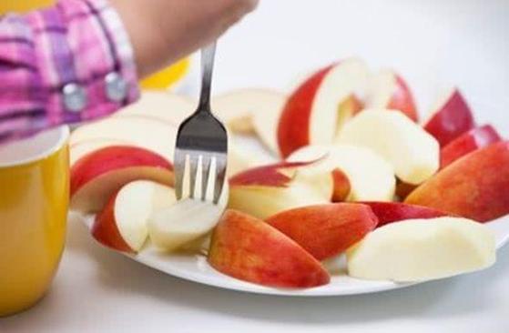 如何吃苹果减肥？吃苹果为什么能减肥呢呢