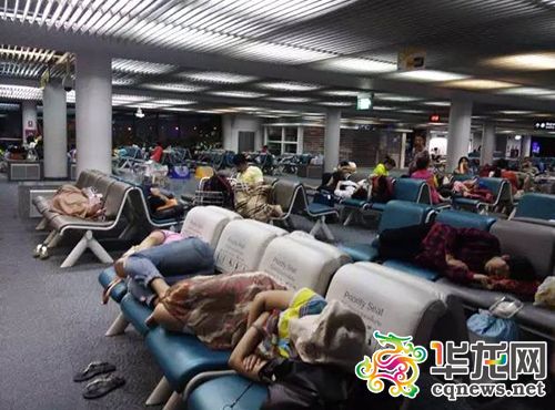 关于廊曼机场能过夜吗？为什么机场没什么椅子呢-图1