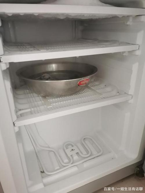 冰箱不冷反而变热怎么回事？冰箱为什么会变冷呢