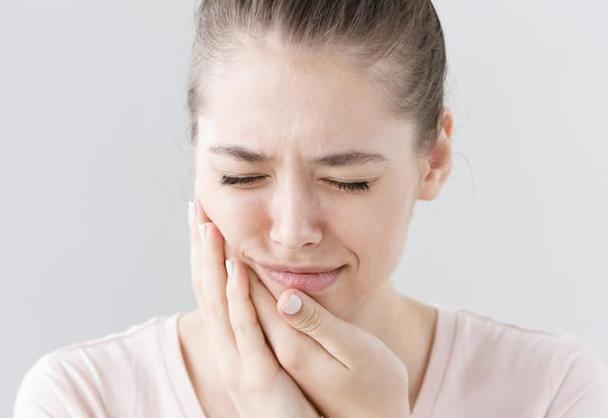 冷热牙疼的原因及治疗方法？为什么牙热痛呢-图3