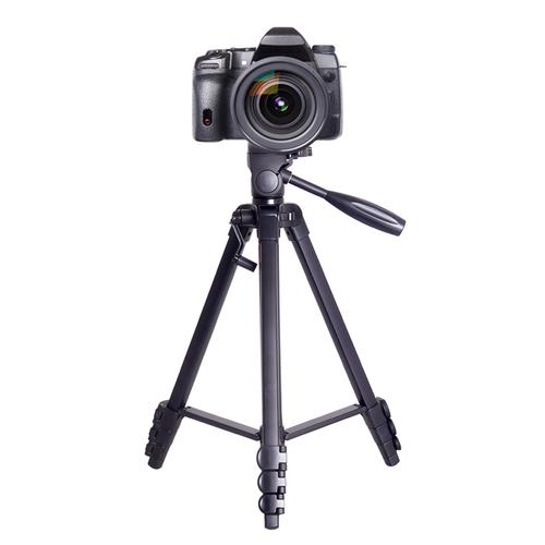 三脚架是用来固定相机的一般在什么情况下使用？为什么相机有架呢