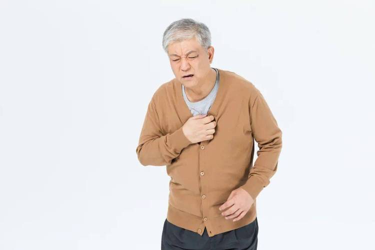 老是想咳嗽是什么原因？为什么咳嗽心脏难受呢-图2