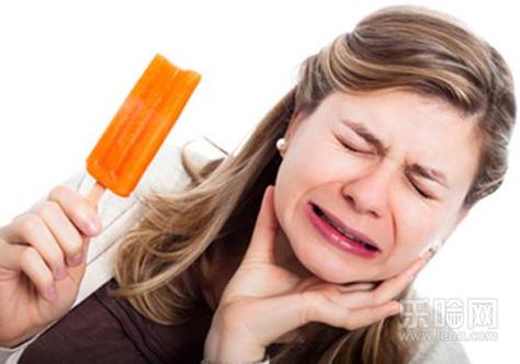 牙齿咬合酸痛是怎么回事？为什么牙齿还会疼呢