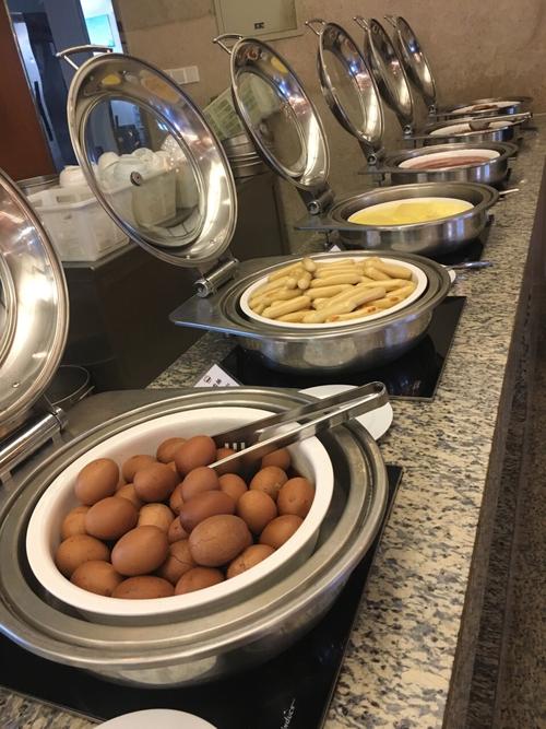 酒店自助早餐肠是哪种？上海七号线哪里有早饭